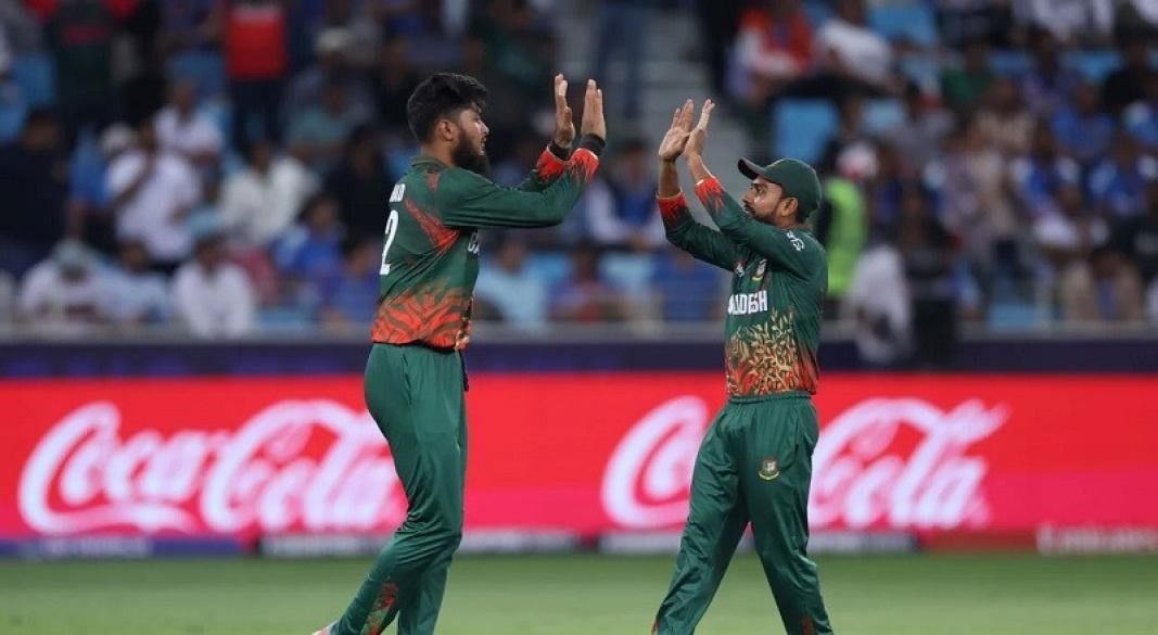 দুর্দান্ত বোলিং আফগানদের দুইশ’র আগেই থামালো বাংলাদেশ