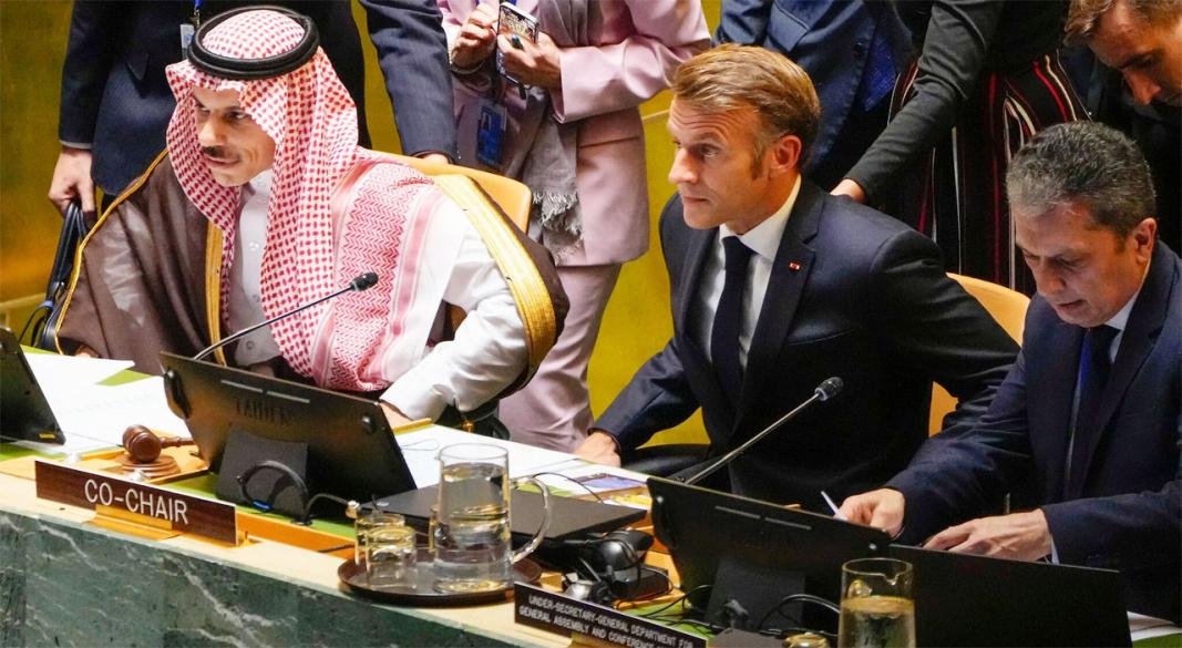 ফিলিস্তিনকে স্বাধীন রাষ্ট্র হিসেবে স্বীকৃতি দিতে ২২ সেপ্টেম্বর নিউইয়র্কে এক বৈশ্বিক সম্মেলনের আয়োজন করে ফ্রান্স এবং সৌদি আরব।  ছবি: সংগৃহীত