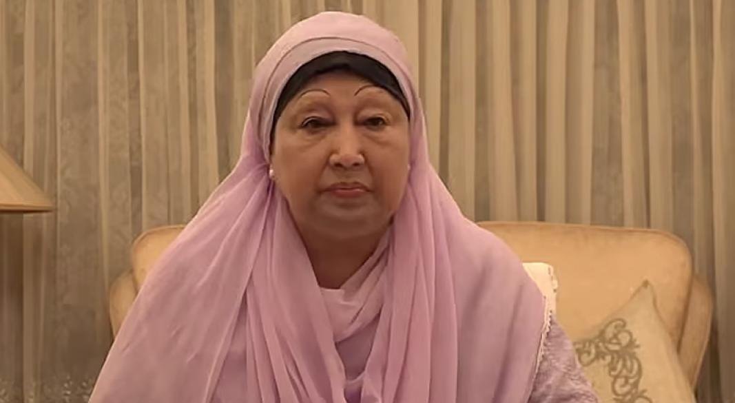 আইসিউতে নেওয়া হয়েছে খালেদা জিয়াকে। ছবি: সংগৃহীত