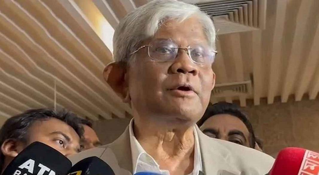 ভারতের সঙ্গে সম্পর্ক স্বাভাবিক করতে সরকার কাজ করছে: অর্থ উপদেষ্টা