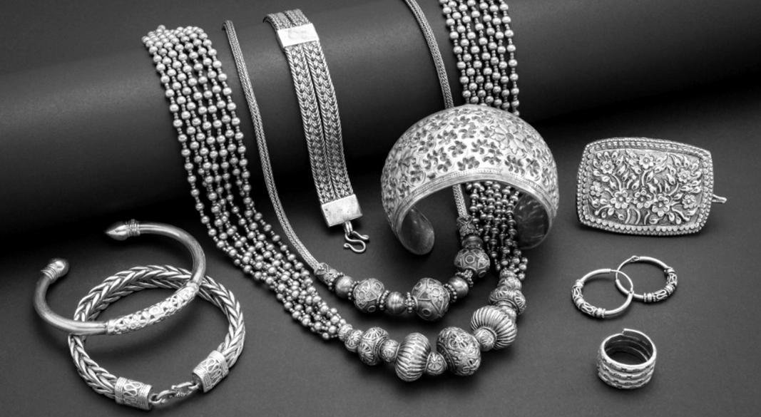 এবার রুপার দামেও ইতিহাস, ভরি কত?