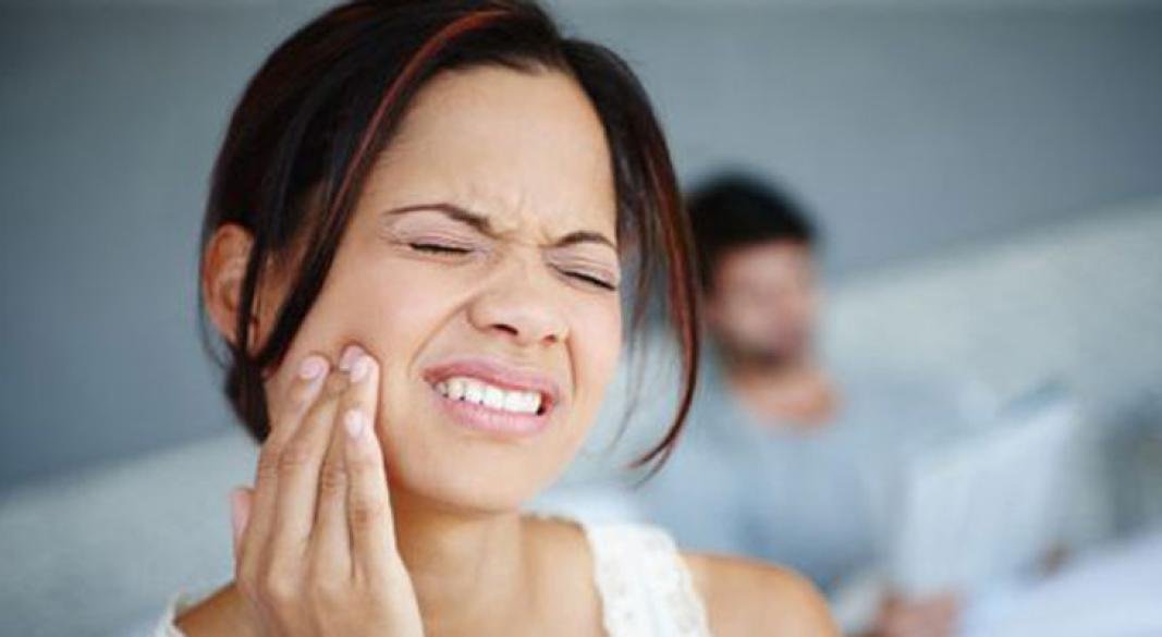 দাঁতে ব্যথা বা মাড়ি ফুলছে