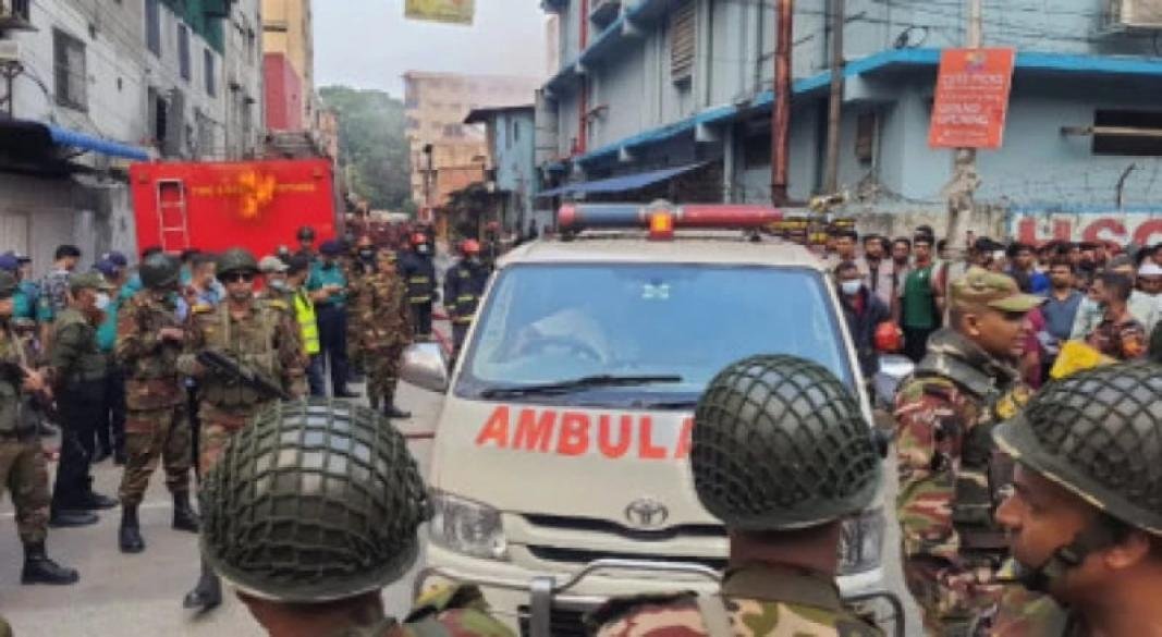 মিরপুরের অগ্নিকাণ্ডে নিহতের সংখ্যা বেড়ে ১৬