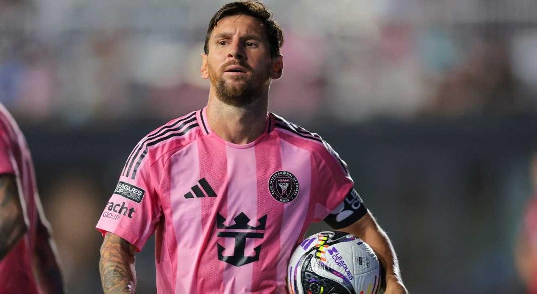 জাতীয় দলের ম্যাচ বাদ দিয়ে মায়ামির হয়ে খেলবেন মেসি!