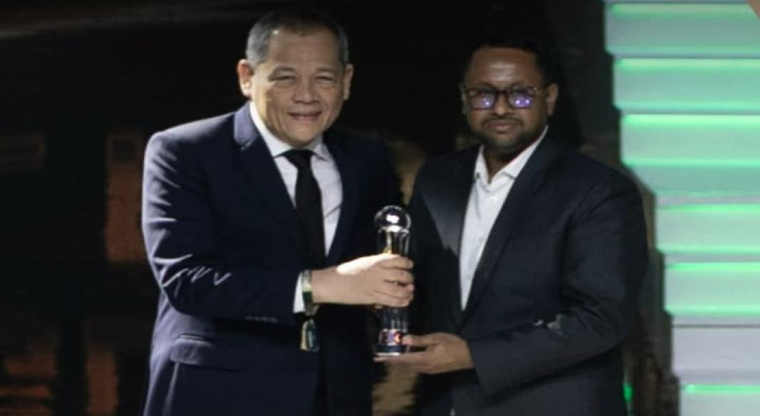 এএফসি থেকে গ্রাসরুট অ্যাওয়ার্ড পেল বাফুফে