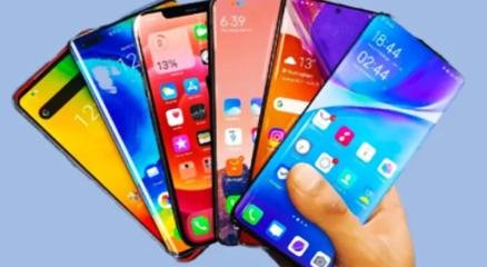 ট্যাক্স ছাড়া প্রবাসীরা কয়টি মোবাইল ফোন আনতে পারবেন